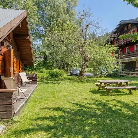 Mazot De Glace Near W/ Private Garden, Deck & Views - Happy 아파트 *